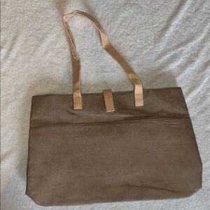 Camel Tote